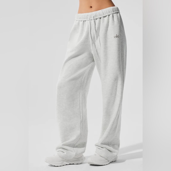 Alo | NWT! Accolade Straight Leg Sweatpant Size: XS - White Heather - Picture 1 of 4